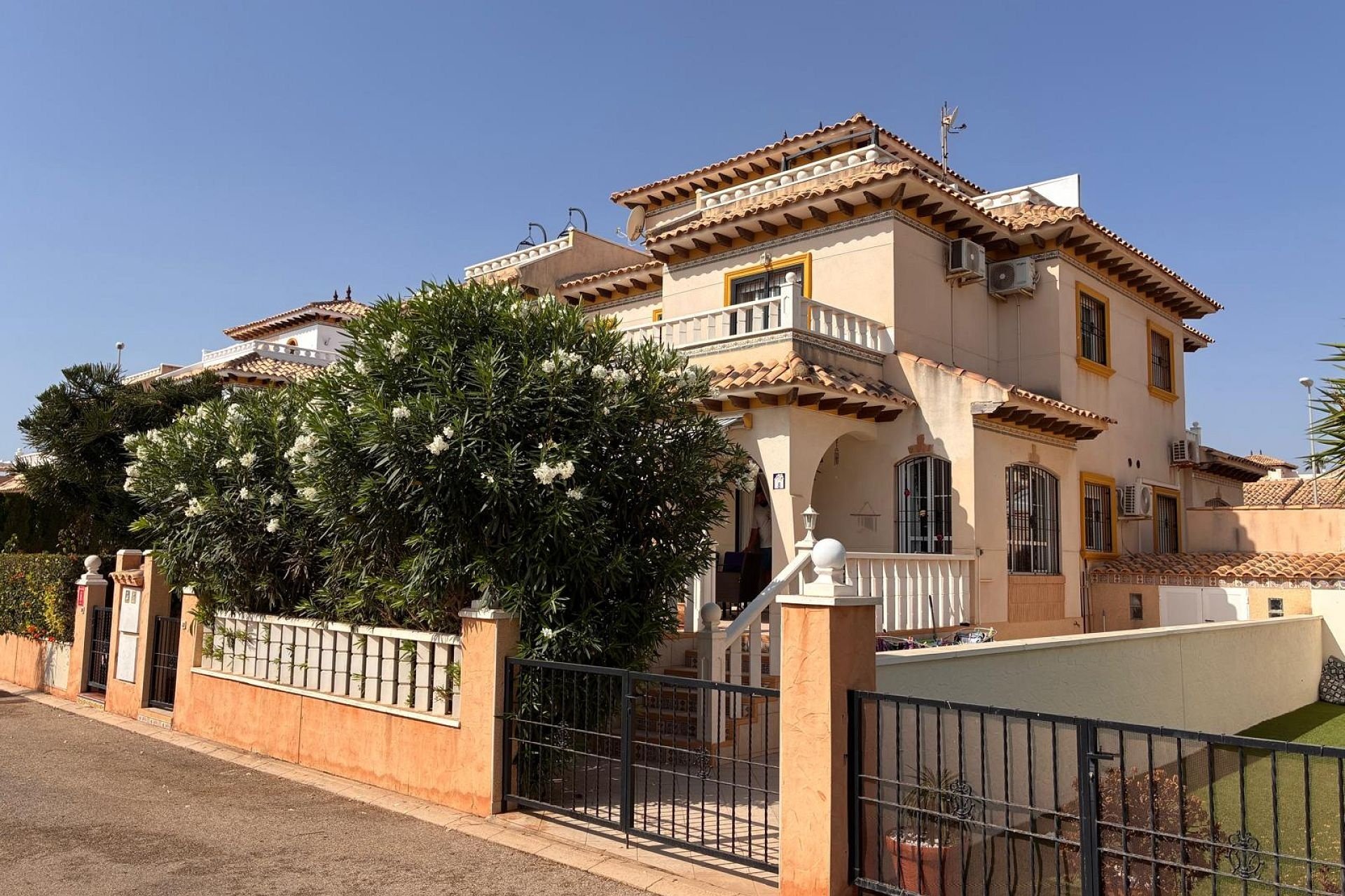 Herverkoop - Twee-onder-een-kapwoning - Orihuela Costa - Costa Blanca South