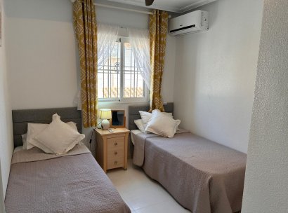 Parhus · Återförsäljning - Orihuela Costa · Lomas de Cabo Roig · Alicante · Spanien