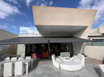 Detached House / Villa · Herverkoop - Ciudad Quesada · Alicante · Spanje