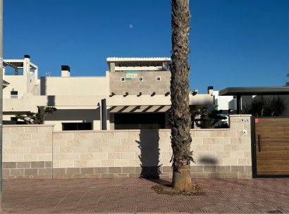 Detached House / Villa · Reventa - Ciudad Quesada - Rojales · Doña pepa · Alicante · España