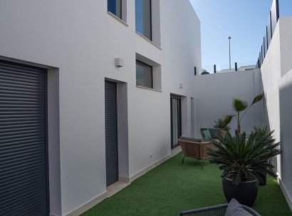 Detached House / Villa · Resale - Rojales · Alicante · Spain