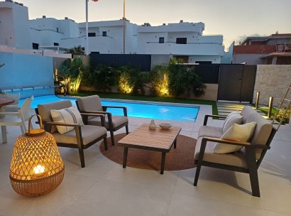 Detached House / Villa · Resale - Rojales · Alicante · Spain