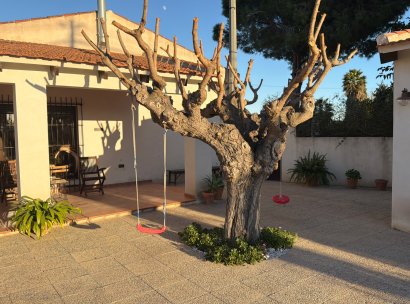 Semi - Detached Villa · Återförsäljning - Dolores · Alicante · Spanien