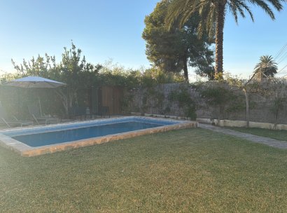 Semi - Detached Villa · Återförsäljning - Dolores · Alicante · Spanien