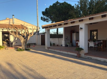 Semi - Detached Villa · Återförsäljning - Dolores · Alicante · Spanien