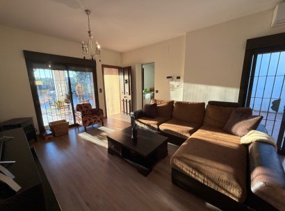 Semi - Detached Villa · Återförsäljning - Dolores · Alicante · Spanien
