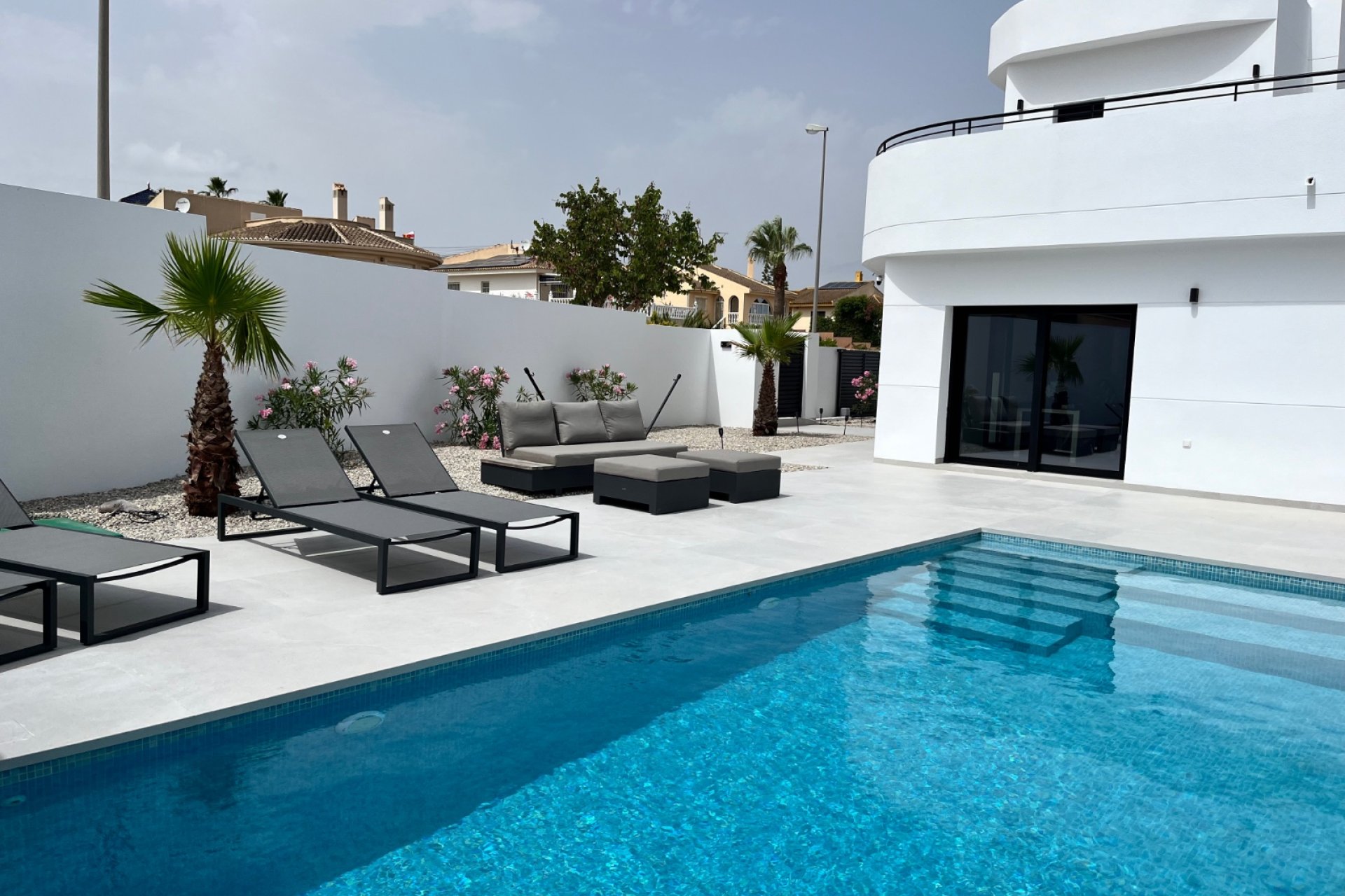 Resale - Detached House / Villa - Rojales - Costa Blanca South