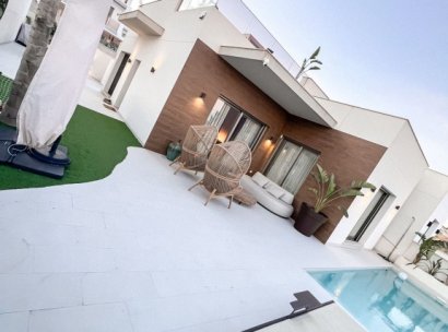 Villa · Herverkoop - San Miguel de Salinas · Alicante · Spanje