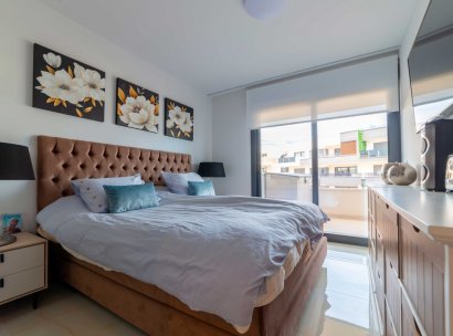 Apartment · Resale - Orihuela Costa · Playa Flamenca · Alicante · Spain