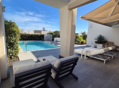 Villa · Herverkoop - La Finca Golf · Alicante · Spanje