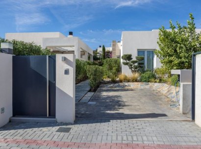 Villa · Herverkoop - La Finca Golf · Alicante · Spanje