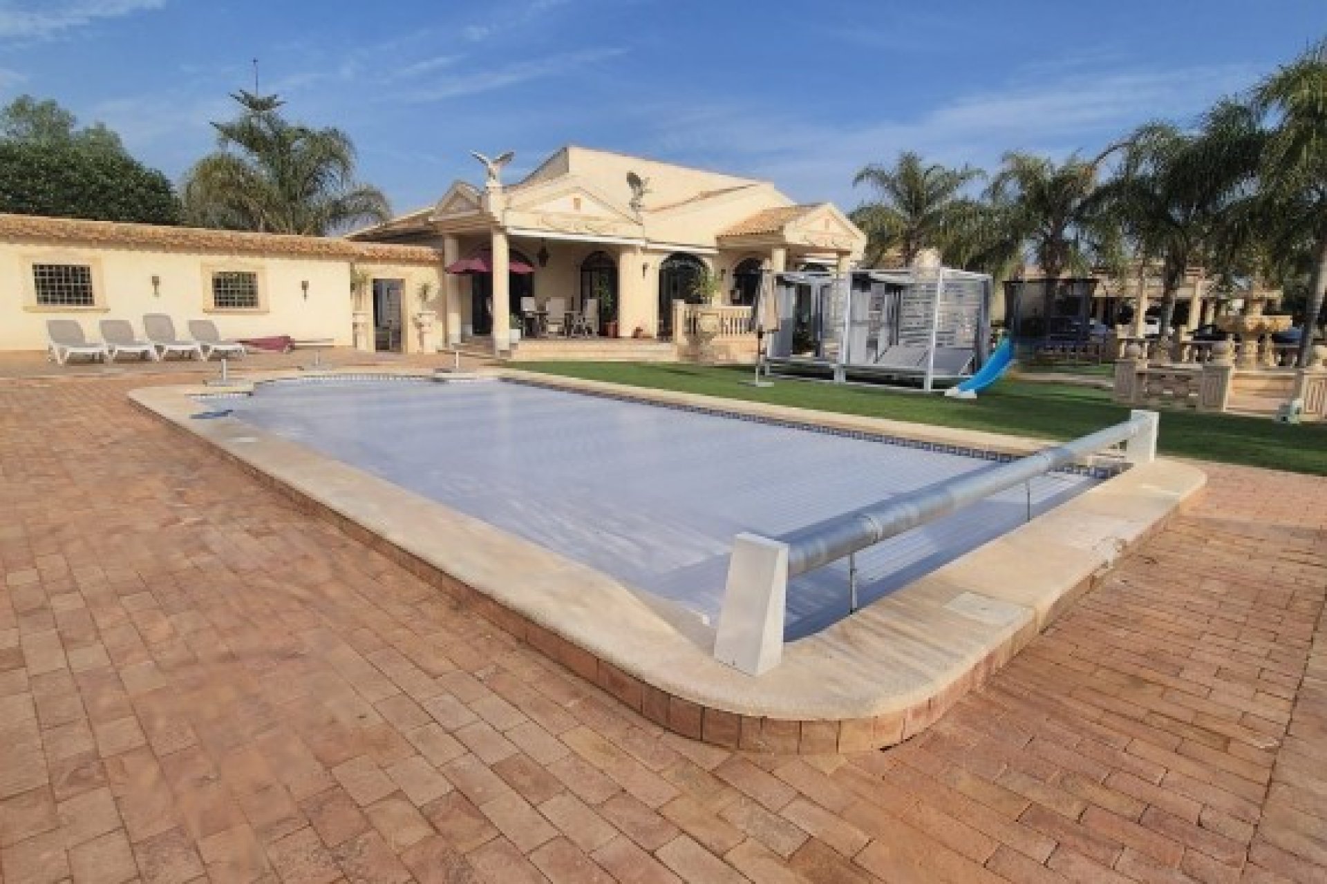 Resale - finca - Daya Vieja