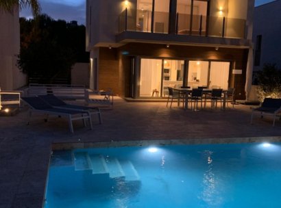 Villa · Herverkoop - San Miguel de Salinas · Alicante · Spanje