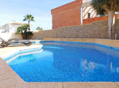 Vrijstaande villa · Herverkoop - Ciudad Quesada · Alicante · Spanje