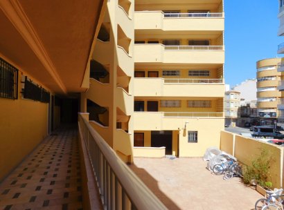 Appartement · Herverkoop - Torrevieja · Alicante · Spanje