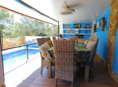 Finca / Country Property · Återförsäljning - Torremendo · Alicante · Spanien