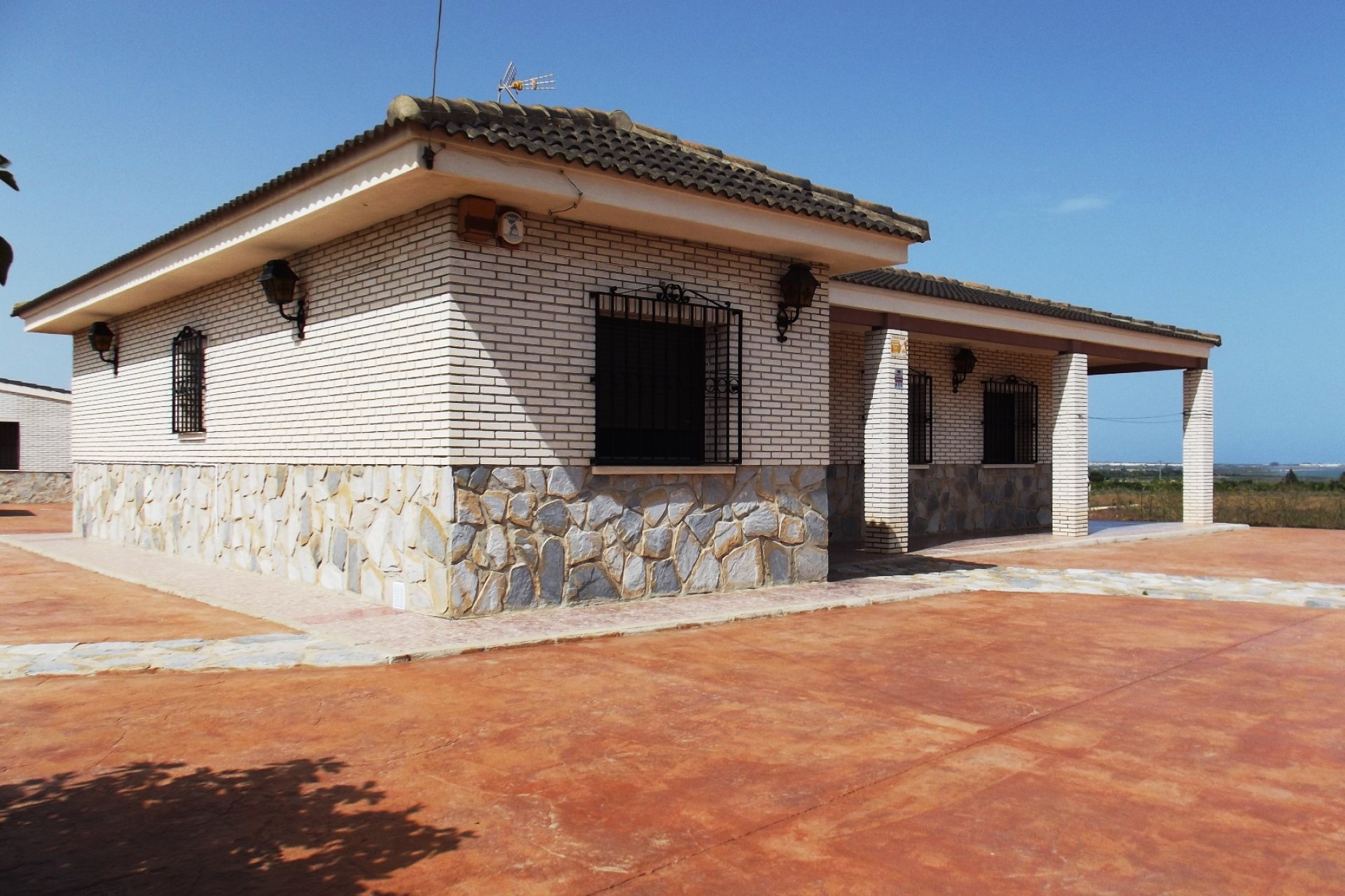 Resale - Villa for sale - La Herrada