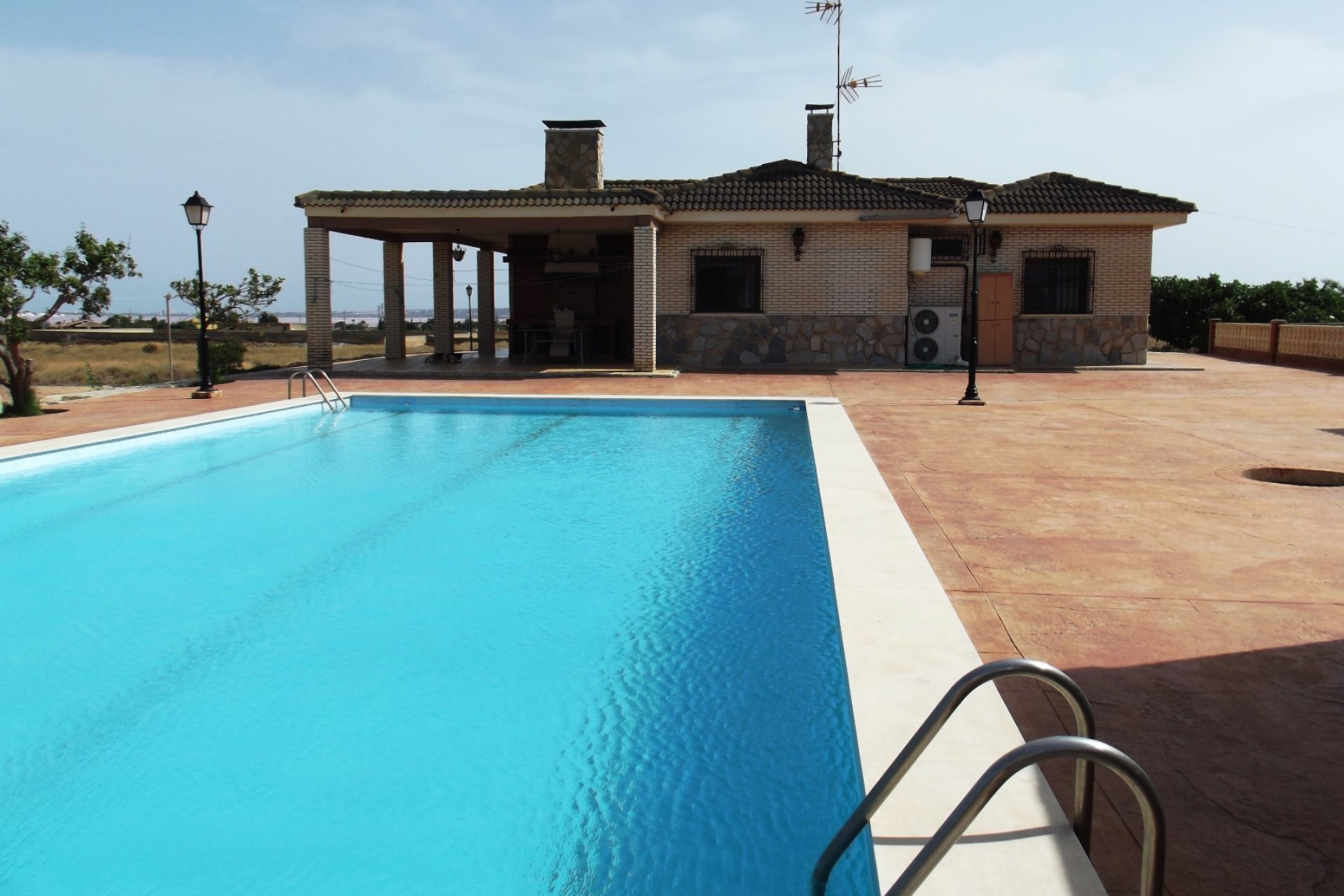 Resale - Villa for sale - La Herrada