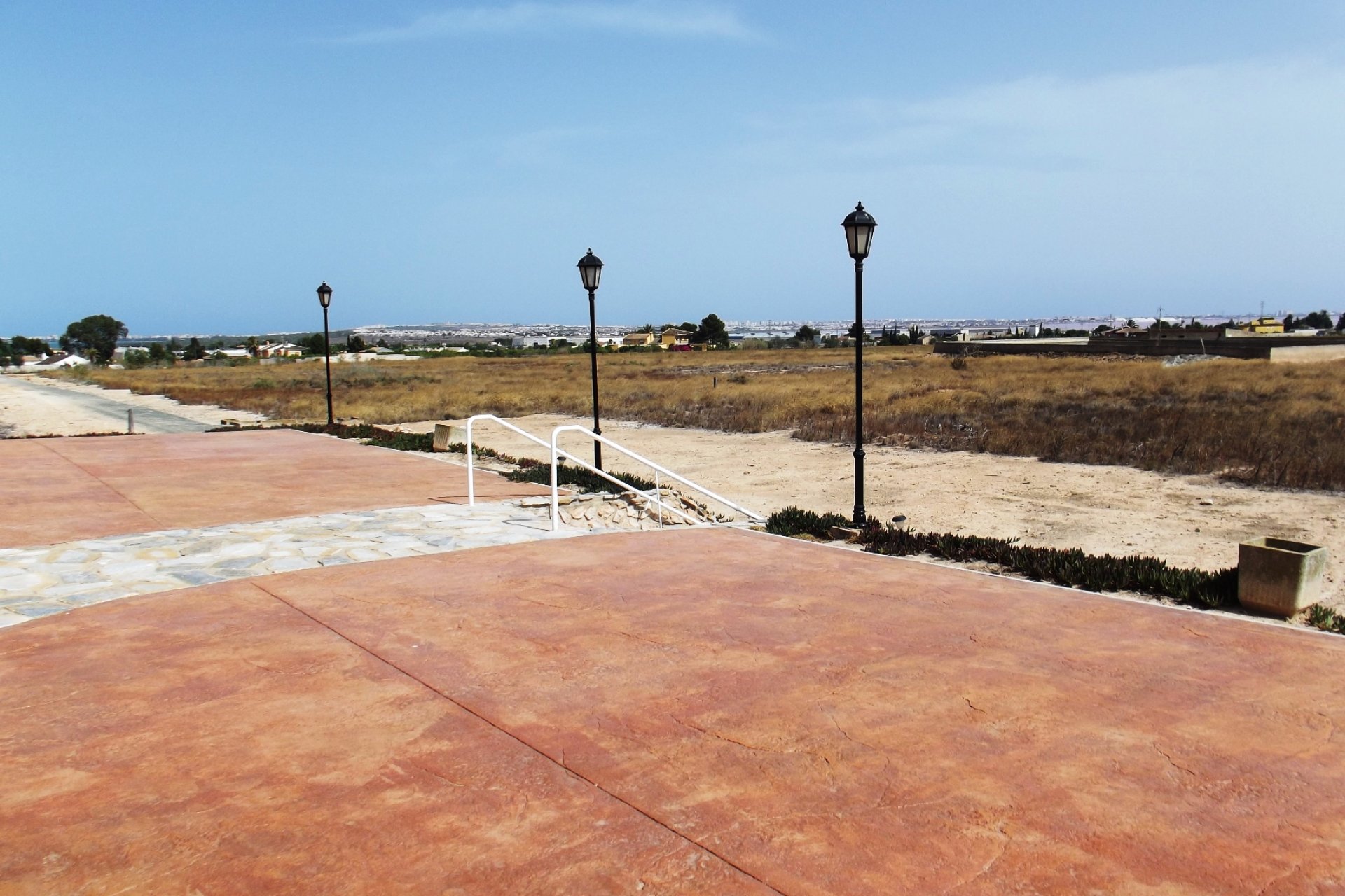 Resale - Villa for sale - La Herrada