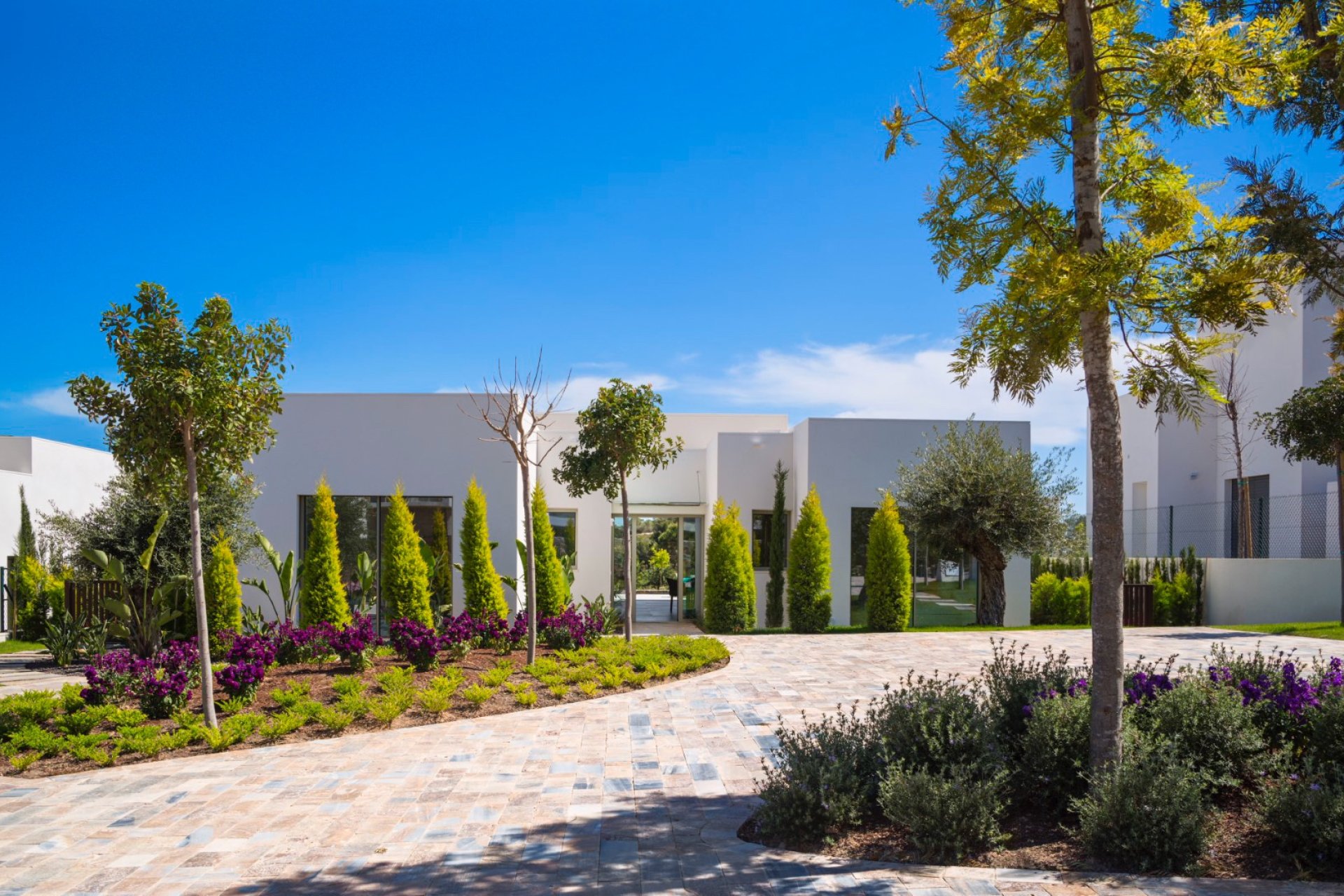 Resale - Villa - Las Colinas Golf Resort