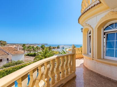 Detached villa · Resale - Orihuela Costa · Playa Flamenca · Alicante · Spain