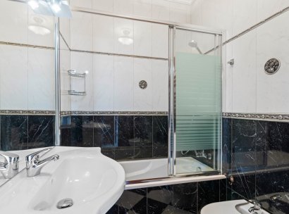 Detached villa · Resale - Orihuela Costa · Playa Flamenca · Alicante · Spain
