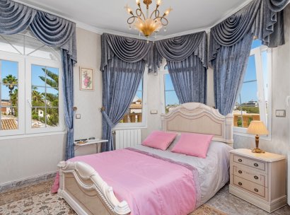Detached villa · Resale - Orihuela Costa · Playa Flamenca · Alicante · Spain
