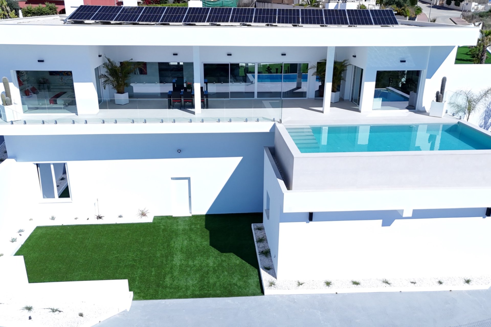 Resale - Villa - La Marina