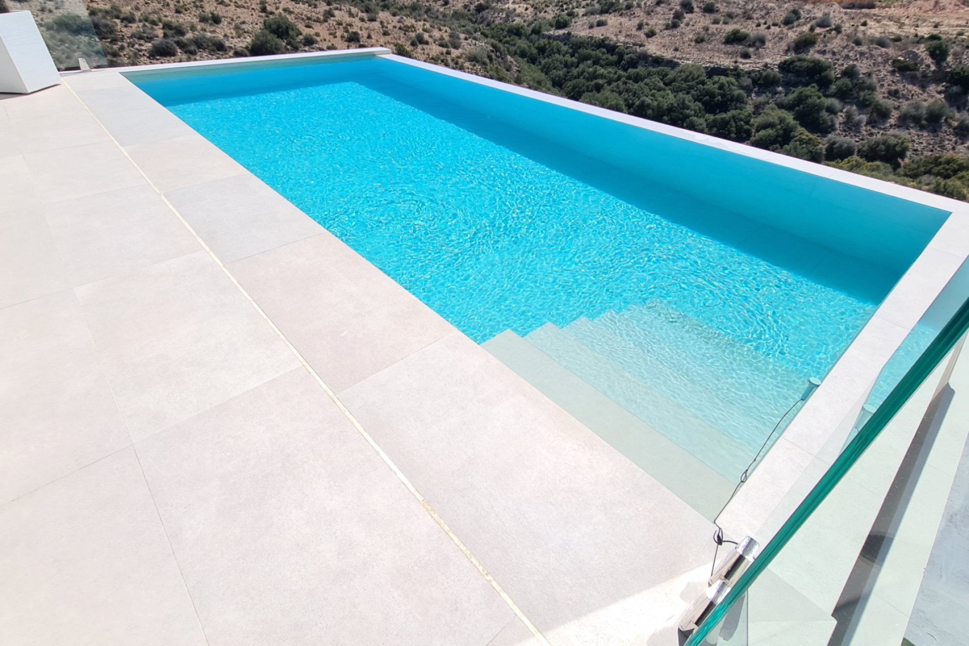 Resale - Villa - La Marina