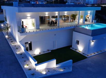Villa · Resale - La Marina · La Marina / El Pinet · Alicante · Spain