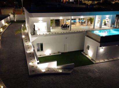 Villa · Resale - La Marina · La Marina / El Pinet · Alicante · Spain