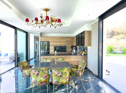 Villa · Resale - Las Colinas Golf Resort · Alicante · Spain