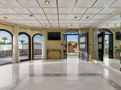 Villa · Reventa - Orihuela Costa · La Zenia · Alicante · España