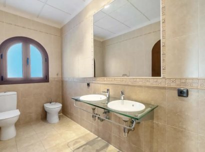 Villa · Reventa - Orihuela Costa · La Zenia · Alicante · España