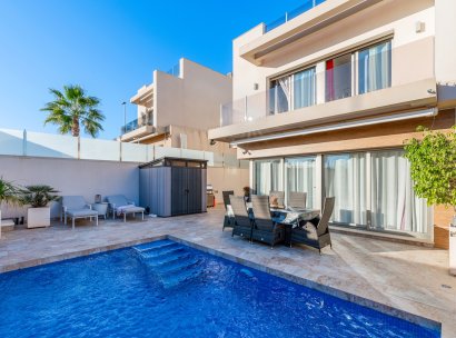 Villa · Herverkoop - Orihuela Costa · Villamartín · Alicante · Spanje