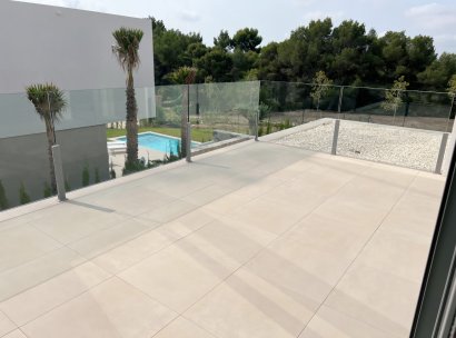 Villa · Herverkoop - Las Colinas Golf Resort · Alicante · Spanje