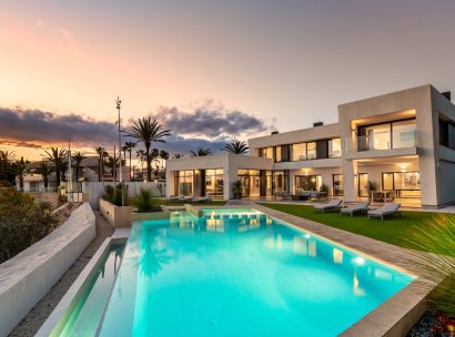 Villa · Wiederverkauf - Cabo Roig · Alicante · Spanien