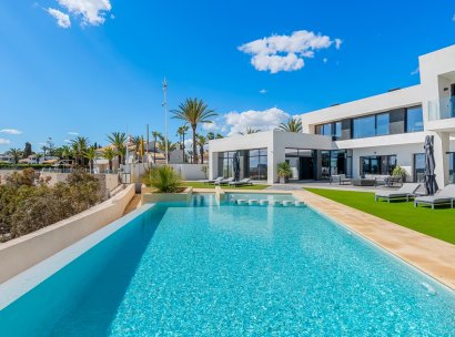 Villa · Wiederverkauf - Cabo Roig · Alicante · Spanien