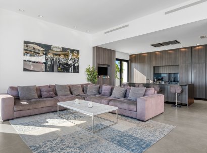 Villa · Wiederverkauf - Cabo Roig · Alicante · Spanien