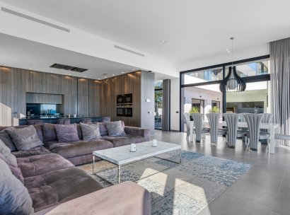 Villa · Wiederverkauf - Cabo Roig · Alicante · Spanien