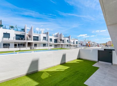 Groundfloor bungalow · Herverkoop - San Miguel de Salinas · Alicante · Spanje