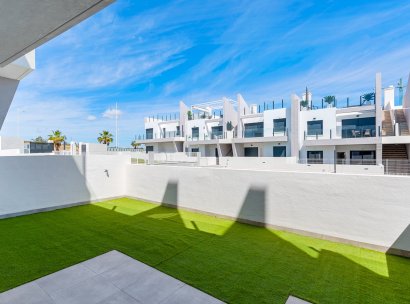 Groundfloor bungalow · Herverkoop - San Miguel de Salinas · Alicante · Spanje