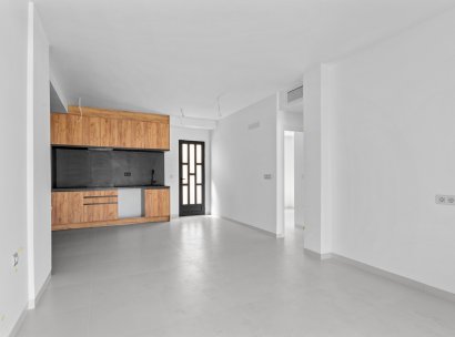 Groundfloor bungalow · Herverkoop - San Miguel de Salinas · Alicante · Spanje
