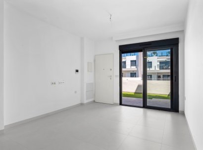 Groundfloor bungalow · Herverkoop - San Miguel de Salinas · Alicante · Spanje