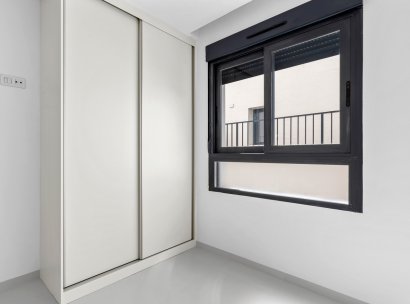 Groundfloor bungalow · Herverkoop - San Miguel de Salinas · Alicante · Spanje