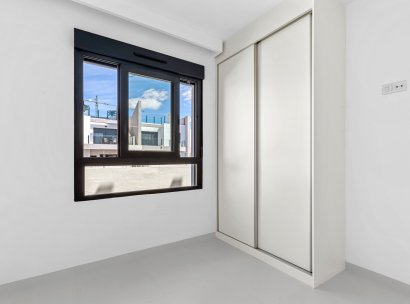 Groundfloor bungalow · Herverkoop - San Miguel de Salinas · Alicante · Spanje