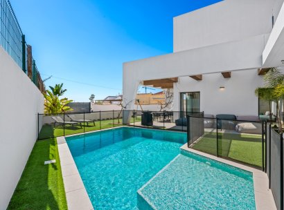 Vrijstaande villa · Herverkoop - Ciudad Quesada · Alicante · Spanje