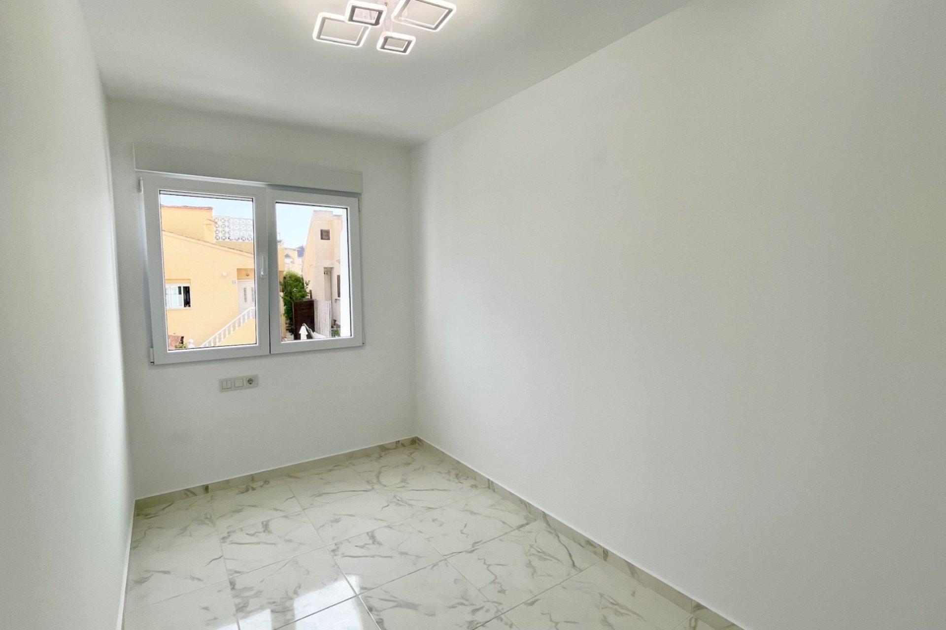 Resale - Townhouse - Torrevieja - Costa Blanca South