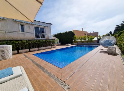 Villa · Återförsäljning - Torrevieja · La Mata · Alicante · Spanien
