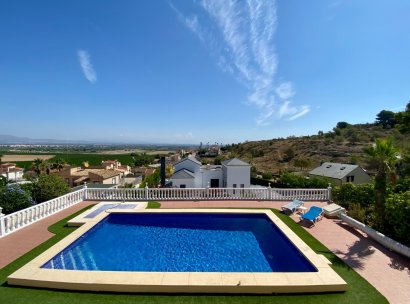 Villa · Herverkoop - Algorfa · Lomas De La Juliana · Alicante · Spanje